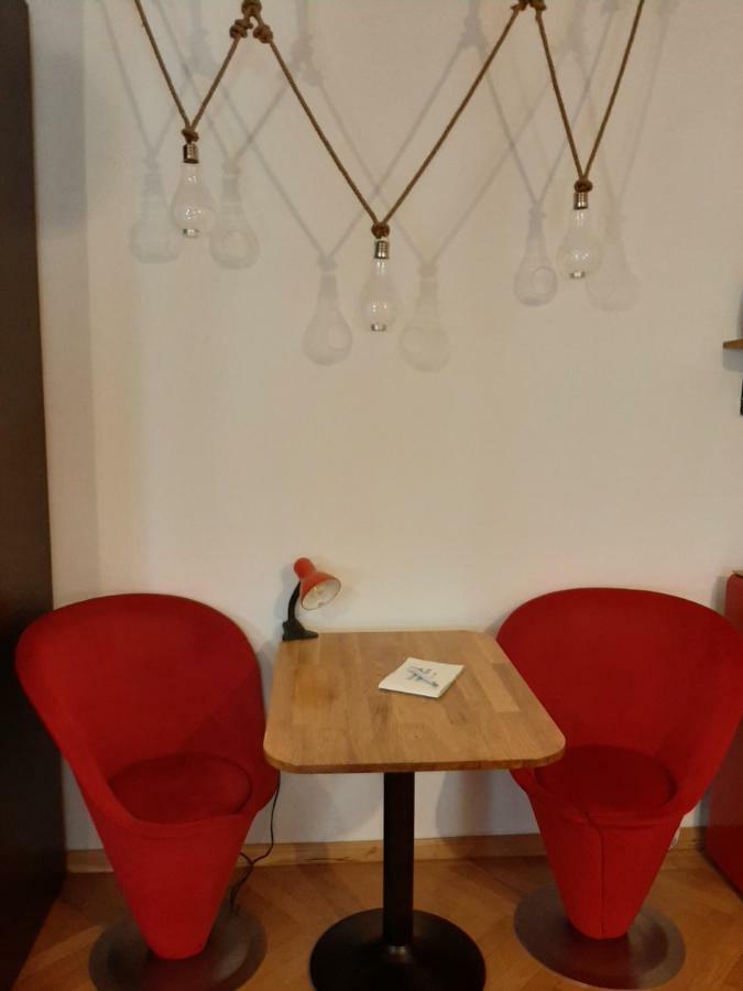 Luky10 Apartment Brasov Luaran gambar